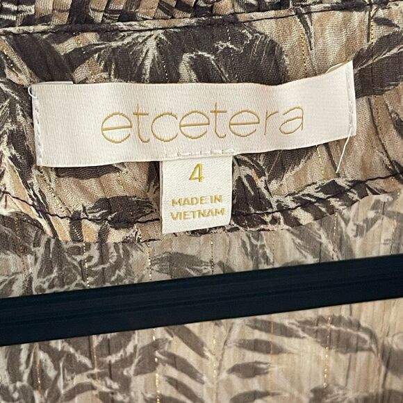 Sold - Picture 3 of 8